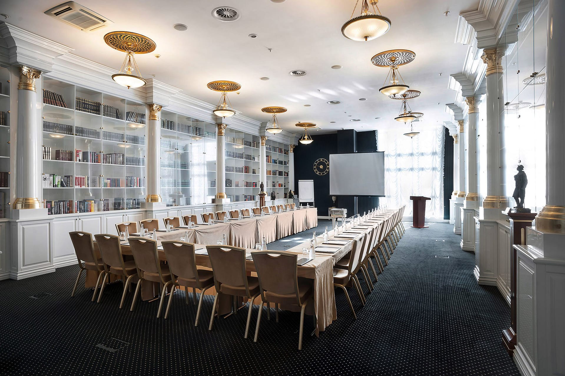 интерьерная съемка библиотеки