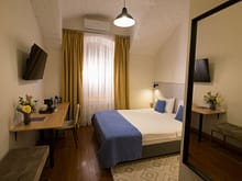 Пример технического файла до ретуши Базовый кадр интерьера гостиницы. Съемка в центре Москвы