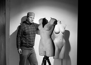 Профессиональная фотосъемка предметов одежды на невидимом манекене (манекен-невидимка). фотосъемка одежды