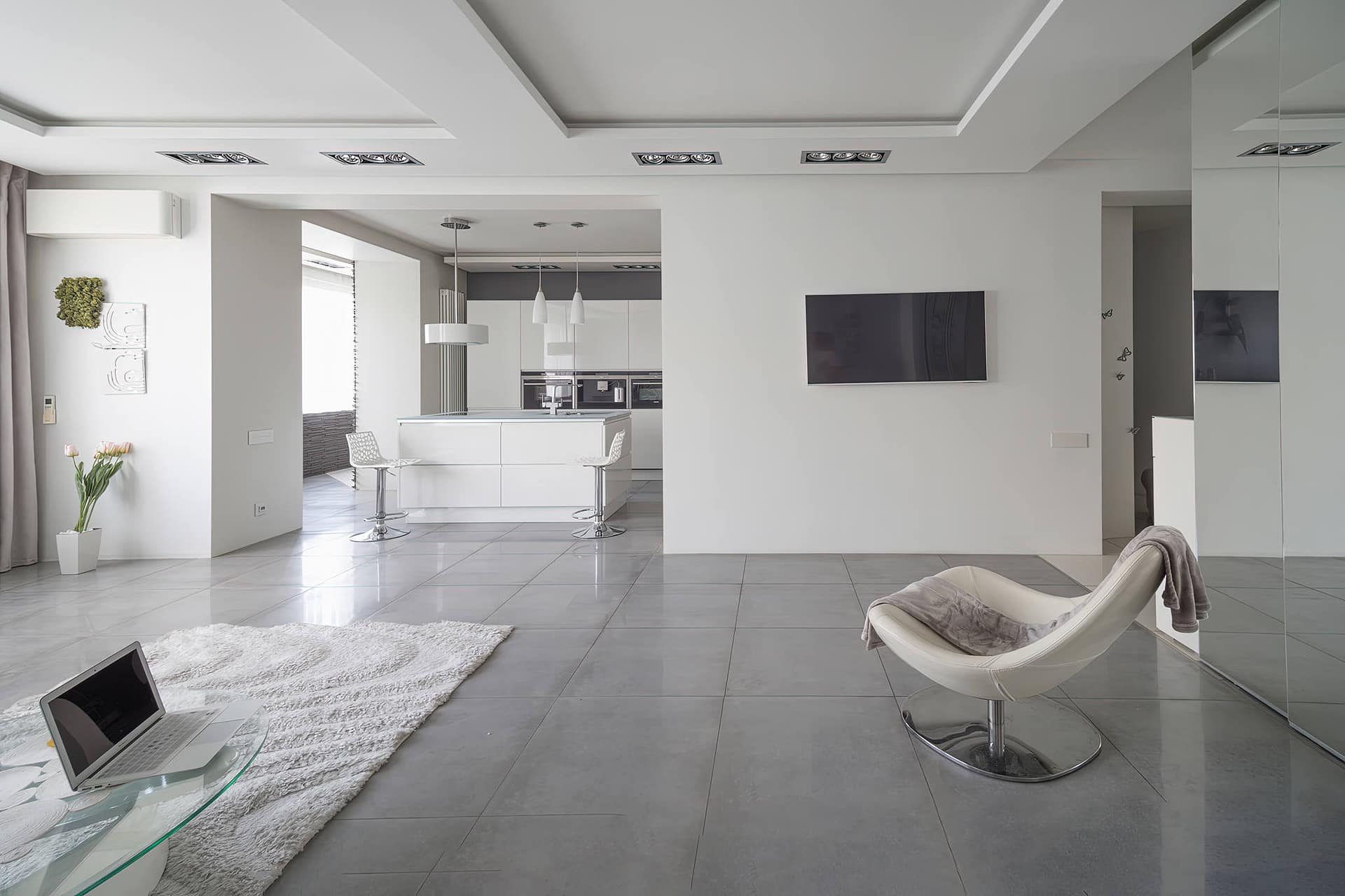 Профессиональная фотосъемка современной гостиной в ЖК Верейская 41 у метро Молодёжная